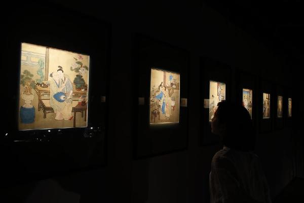HK hosts first Chinese erotic art collection exhibition