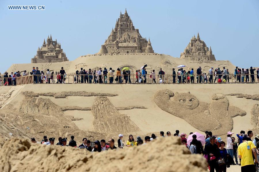 Sand sculpture festival kicks off in Weihai
