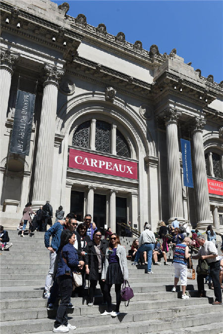 NY Met museum rebuilds wing