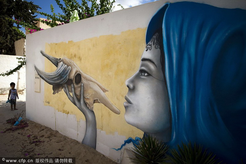 150 street artists create outdoor museum in Tunisia