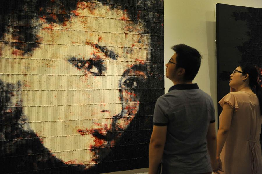 2014 Chinese Oil Painting Biennale opens