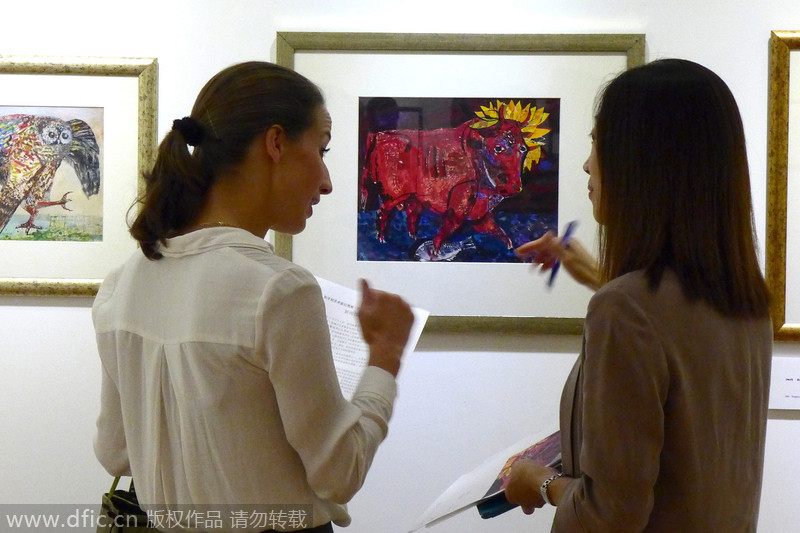 Hungary art master's works displayed in Shanghai