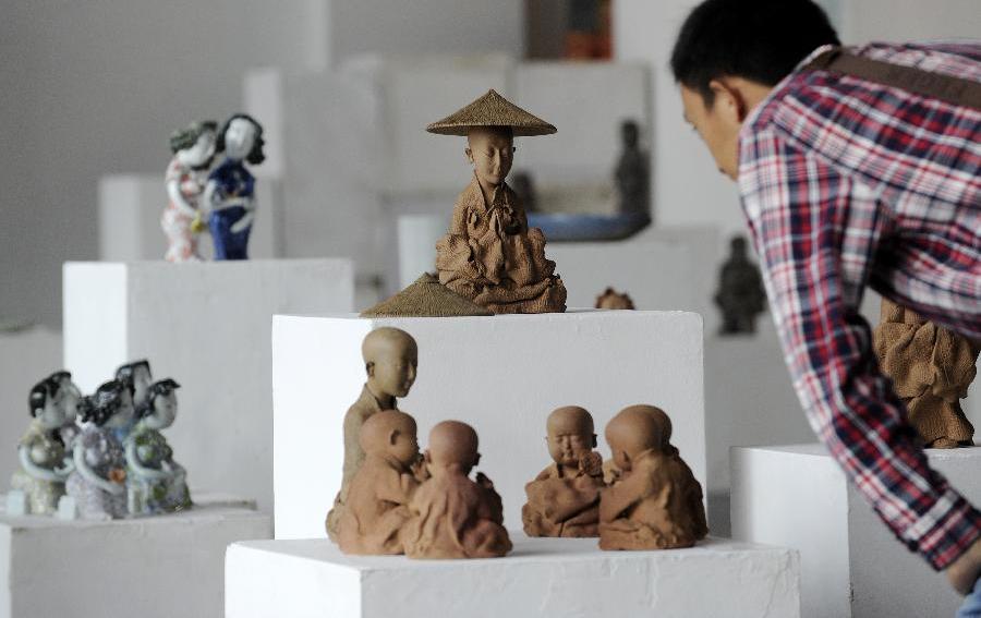 2014 West Lake Art Fair kicks off in Hangzhou