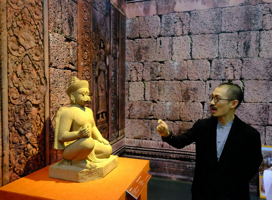 <EM>Smile of Khmer</EM> lights up Guangdong Museum