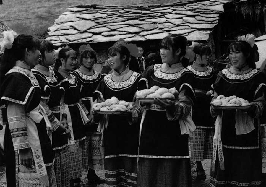 Historical photos of 56 ethnic groups in China (Part Ⅲ)