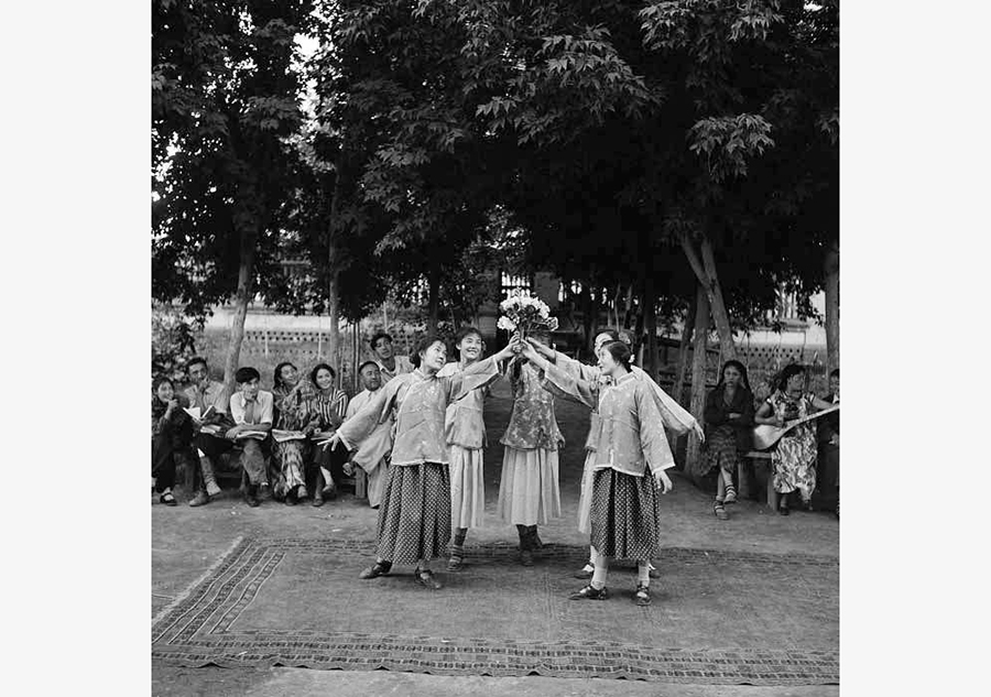 Historical photos of 56 ethnic groups in China (Part Ⅲ)