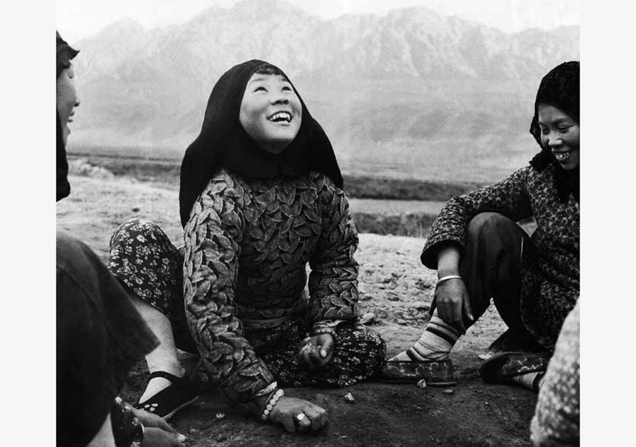 Historical photos of 56 ethnic groups in China (Part Ⅳ)