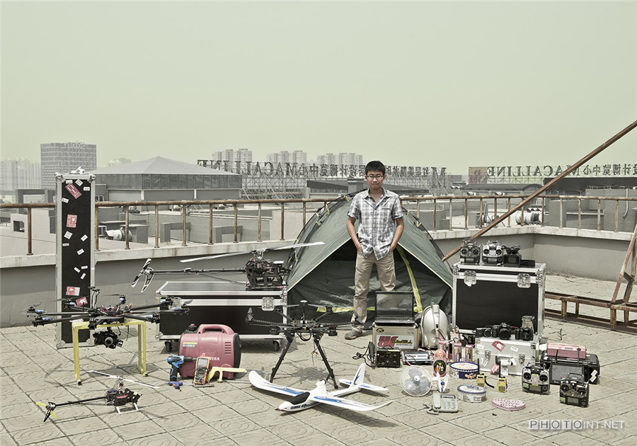 Photographer captures online shopping trend in China