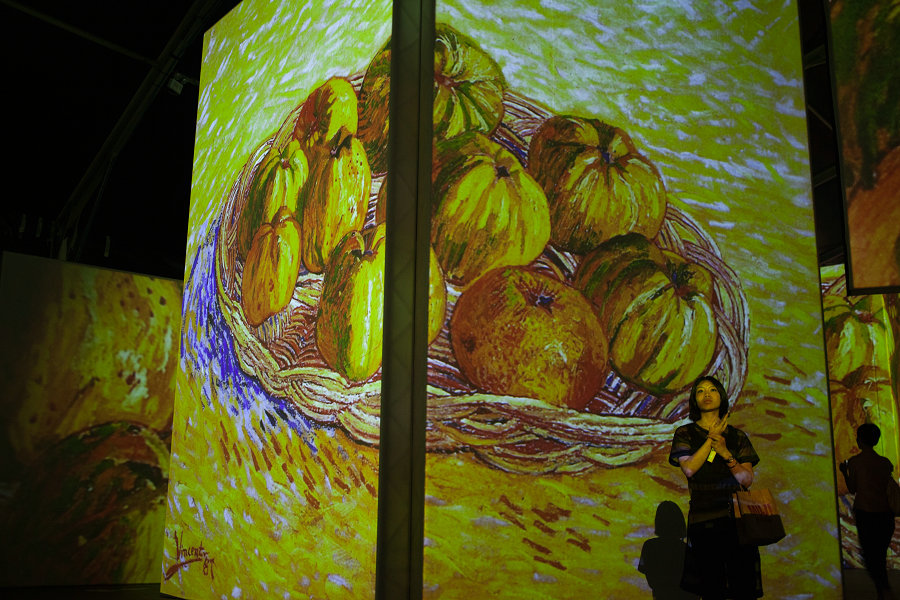 Shanghai's Van Gogh exhibition attracts huge numbers