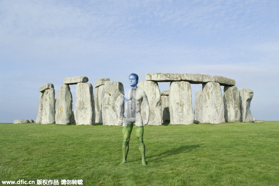 US body paint artist blends people into iconic sights