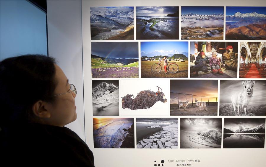 Exhibition of classic photos held at HS Gallery in Shanghai