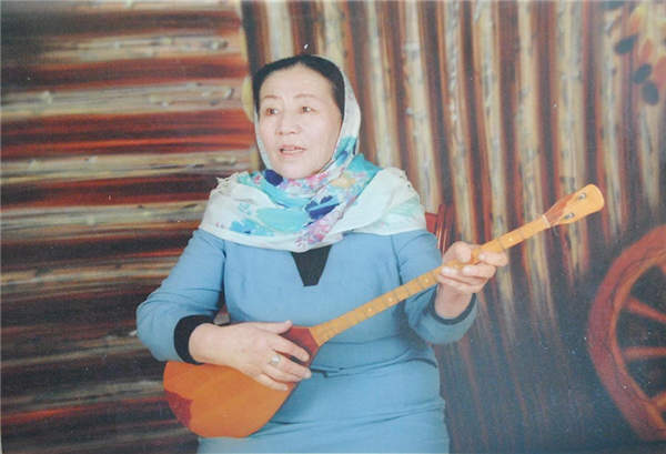 Kazak folk music inherited in Xinjiang