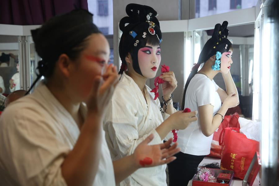 A look at Hebei Bangzi performers