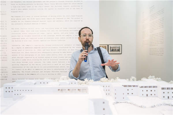 Beijing show spotlights reform-era landmarks in China