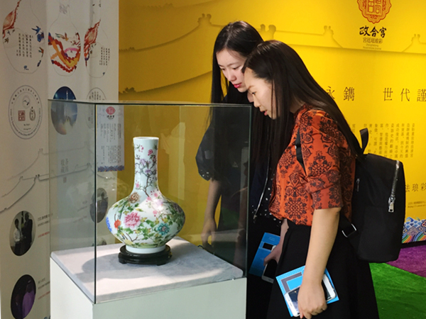 Ancient imperial enamel works shine at Beijing Design Week