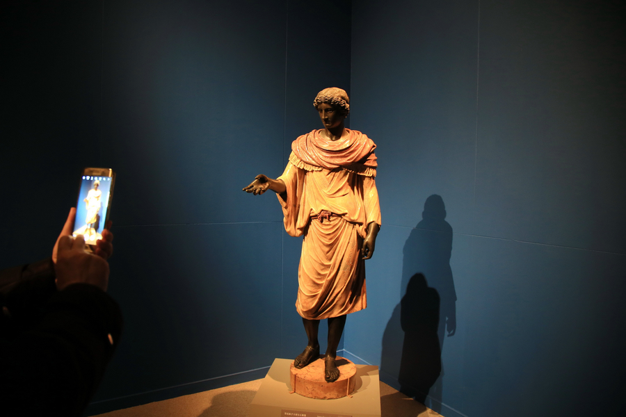 Louvre art treasures showcased in Beijing