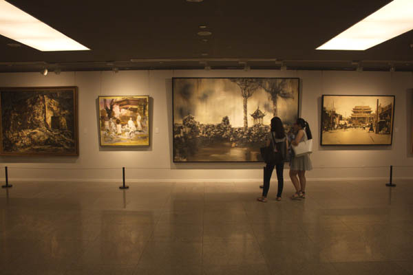 Exhibition focuses on the 'xieyi’ school of oil painting