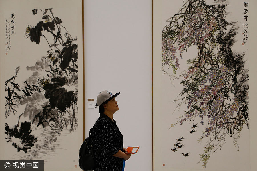 Freehand ink paintings on show in Hangzhou