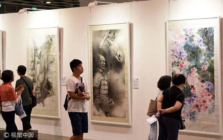 Ink and wash painting exhibit draws crowds in Hong Kong