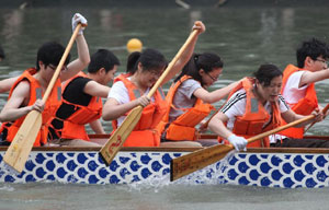 Dragon Boat Festival in Taiwan's Qu village