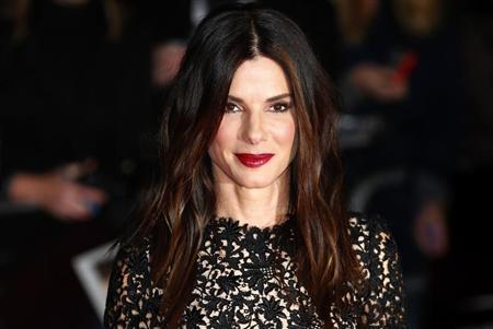 Sandra Bullock, 'Gravity' rocket past 'Carrie' to win box office