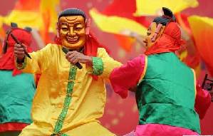 Ethnic and folk dancers in Guiyang for top awards