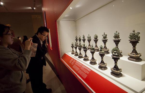 Forbidden City treasures make Canada debut