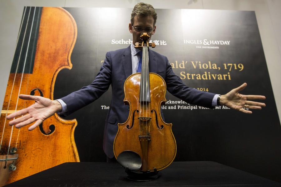 Stradivarius viola set to make world record