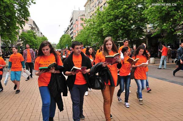 'Mobile bookstore' in Bulgaria