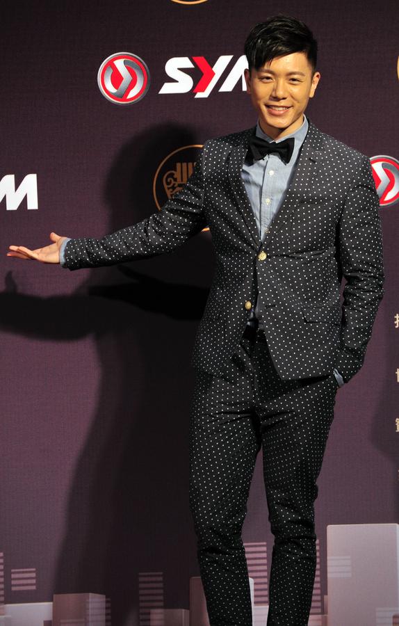 JJ Lin, Penny Tai claim top Golden Melody honors