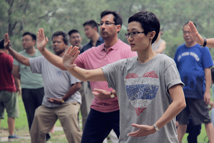 Sinologists celebrate Mid-Autumn Festival