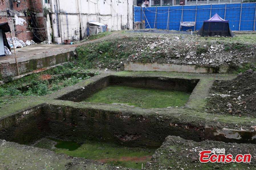 Ruins of ancient streets unearthed in downtown Chengdu