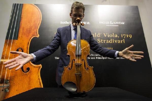 Chinese collector buys violin with sky high price