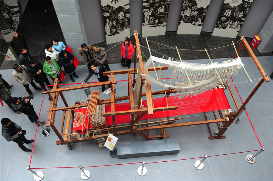 Silk museum opens in Anhui