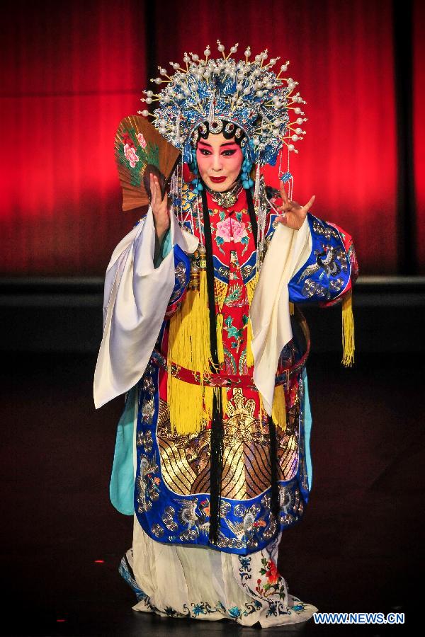 Beijing opera 'The Drunken Beauty' performed in LA