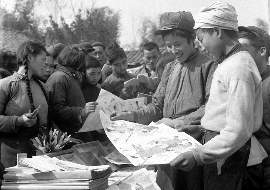 New Year scenes preserved in old photos