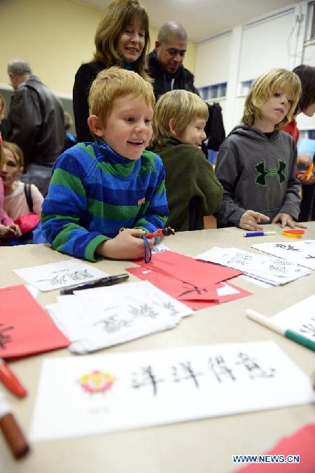 Cultural activity held to celebrate upcoming Chinese New Year in US