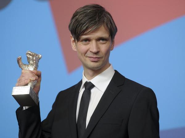 'Taxi' wins Golden Bear in 65th Berlinale