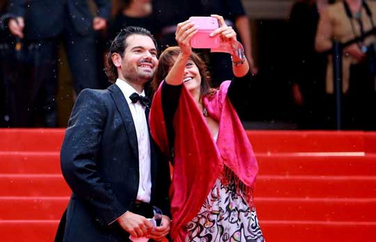 Selfies banned at 68th Cannes red carpet