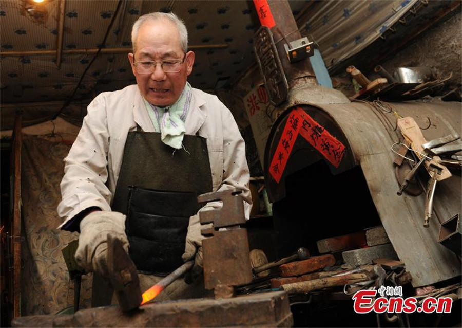 Blacksmith finds it hard to give up old occupation