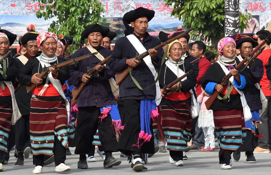 Cultural carnival parade held in China's Yunnan