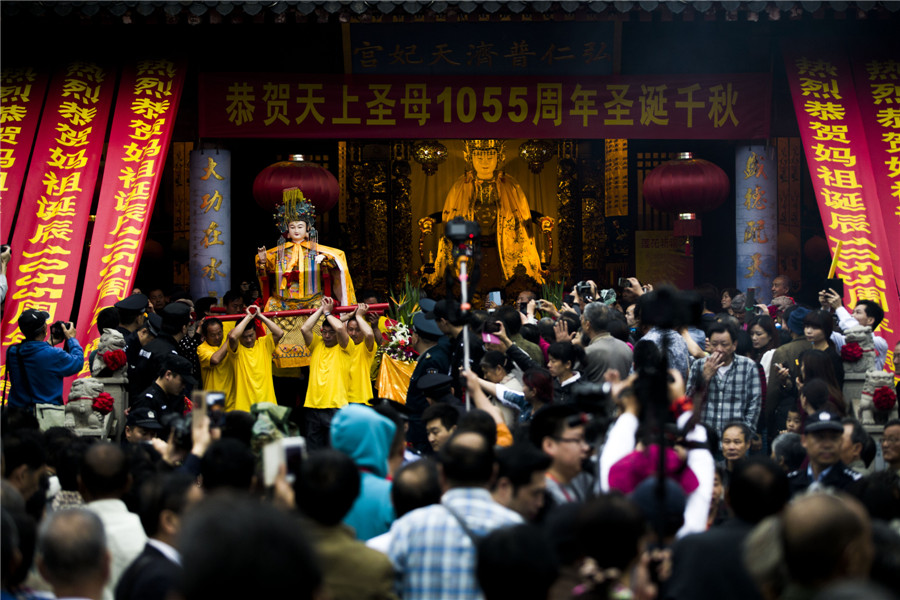 Temple fair of Goddess Mazu opens in Nanjing