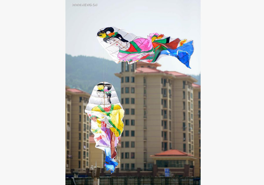 Kite festival kicks off in China's Nanchang