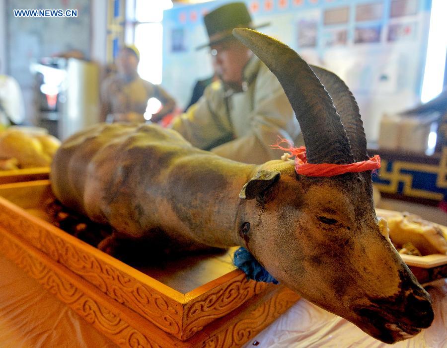 Traditional Sonid meat fair held in China's Inner Mongolia