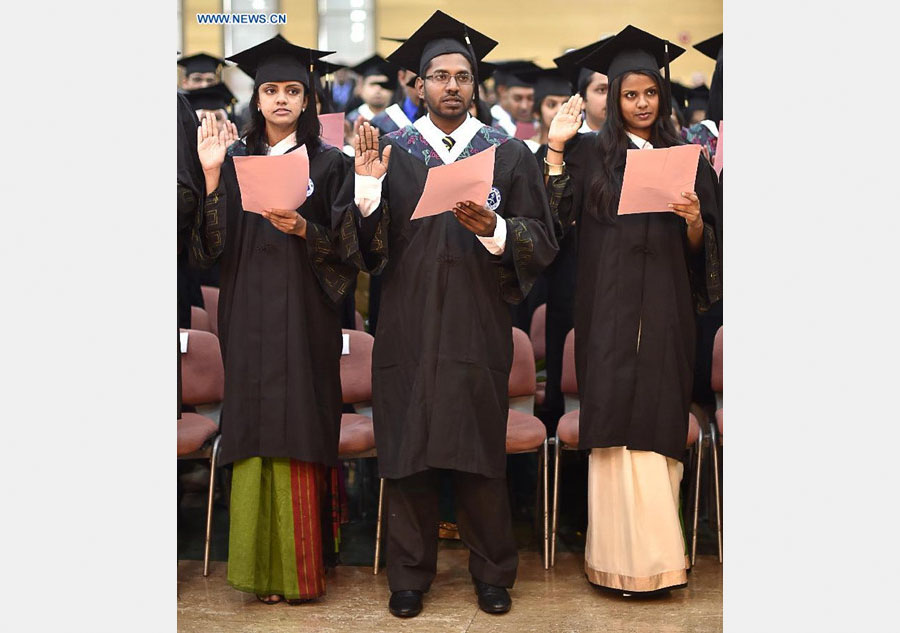 Int'l students attend graduation ceremony at Tianjin