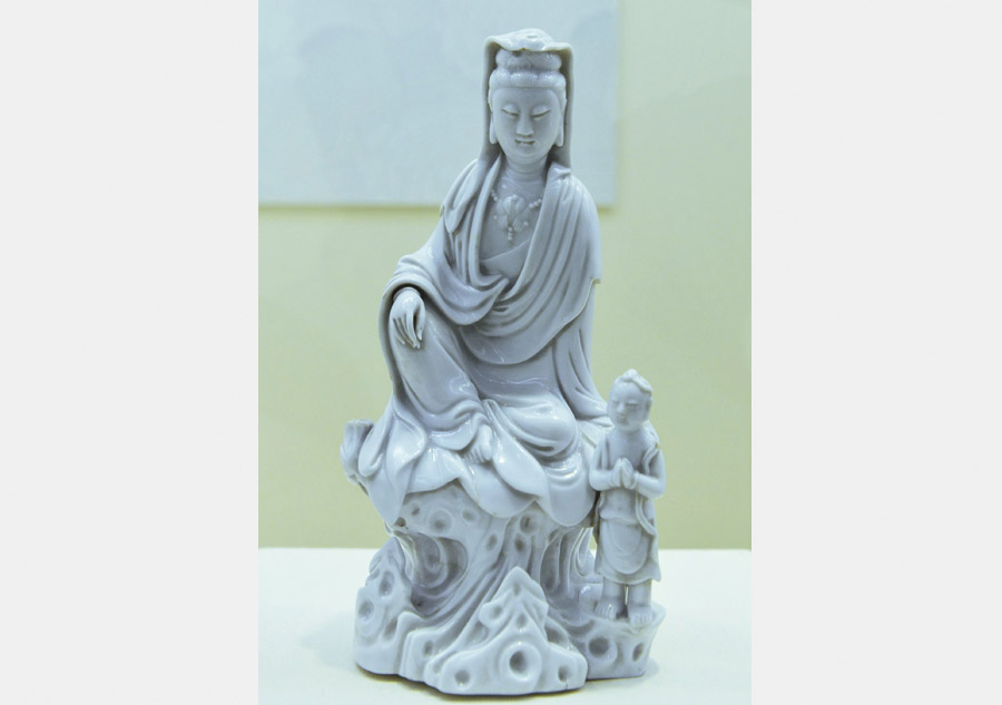 Ancient exported porcelain shines in Zhejiang museum