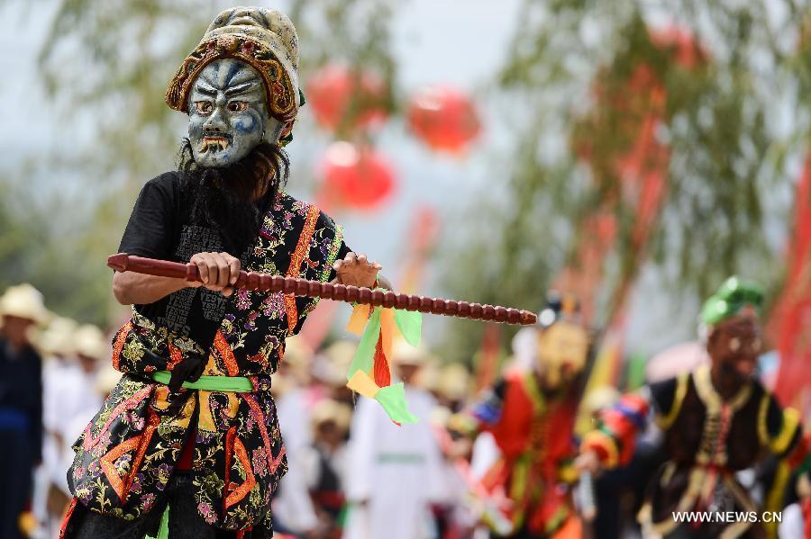 Traditional 'Anzhaonadun' festival celebrated in Qinghai
