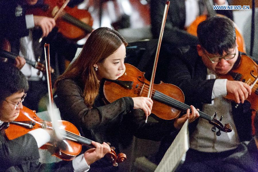 Chinese artists' concert marks WWII's end in NYC