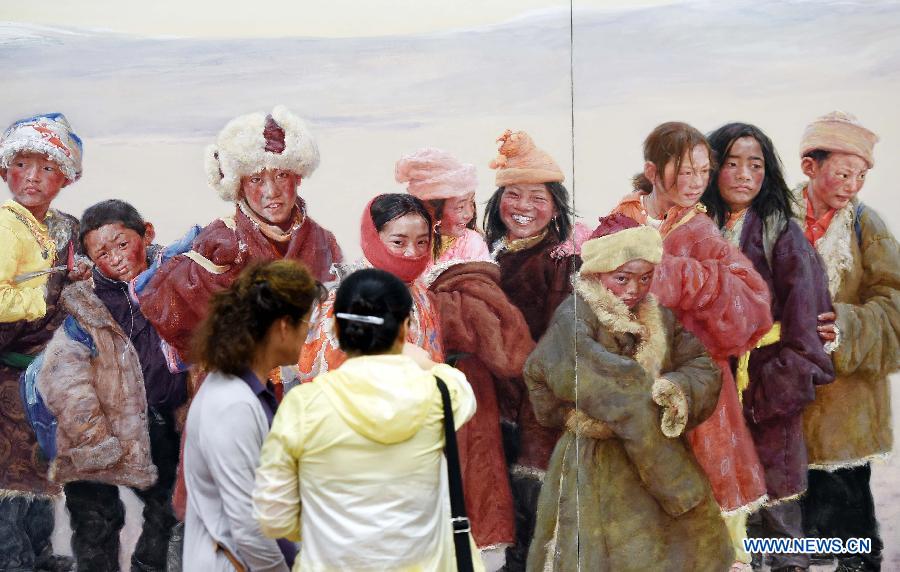 Exhibition held to celebrate Tibet's establishment