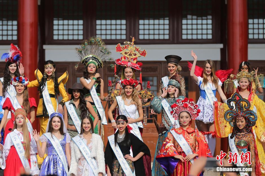 Contestants of Global Miss Ecotourism visit Nanjing Museum